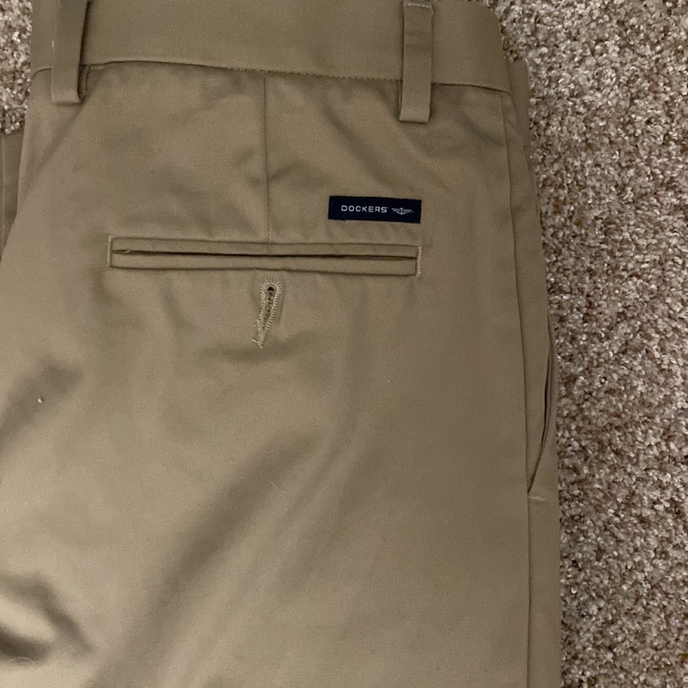 Mens dockers slacks D3. 34x 29. - Picture 3 of 4
